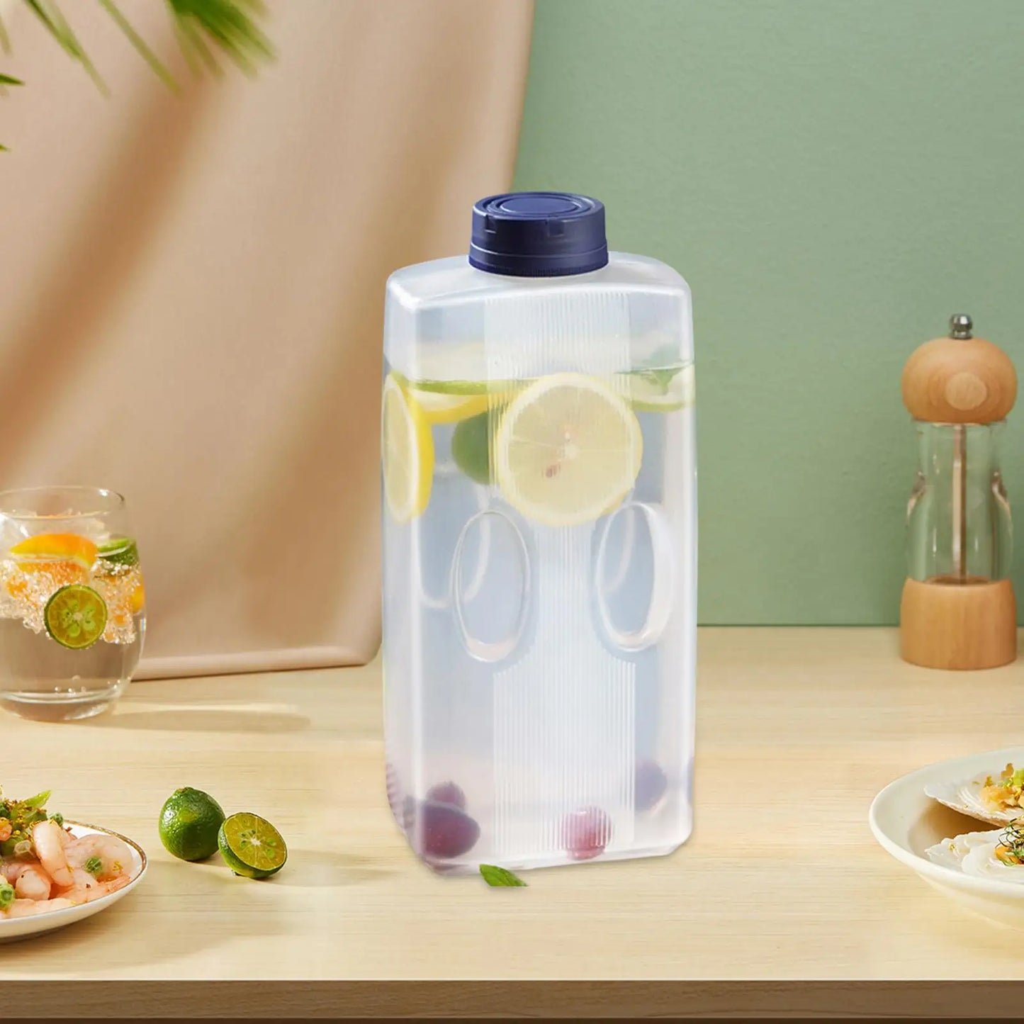 Refrigerator Water Pitcher 2L Portable Household Easy to Fill Cold Brew Tea Bottle High Temperature Resistant Jug for Iced Juice