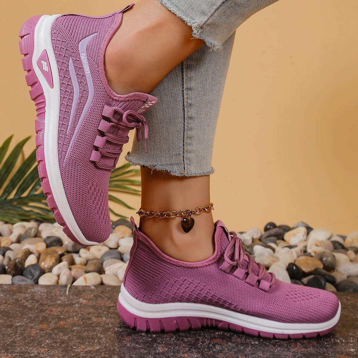Women's Lightweight Knit Walking Shoes Comfort Breathable Mesh Sneakers with Accent & Anti-Slip Sole，Free shipping