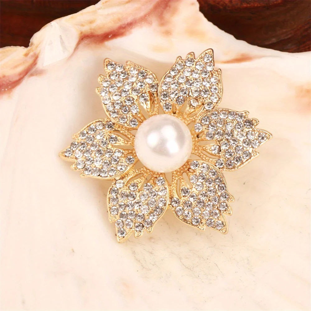 Baroque Luxury Beautiful Openwork Floral Design Brooch for Men and Women, Jewelry Accessories, Wedding Holiday Party Gift