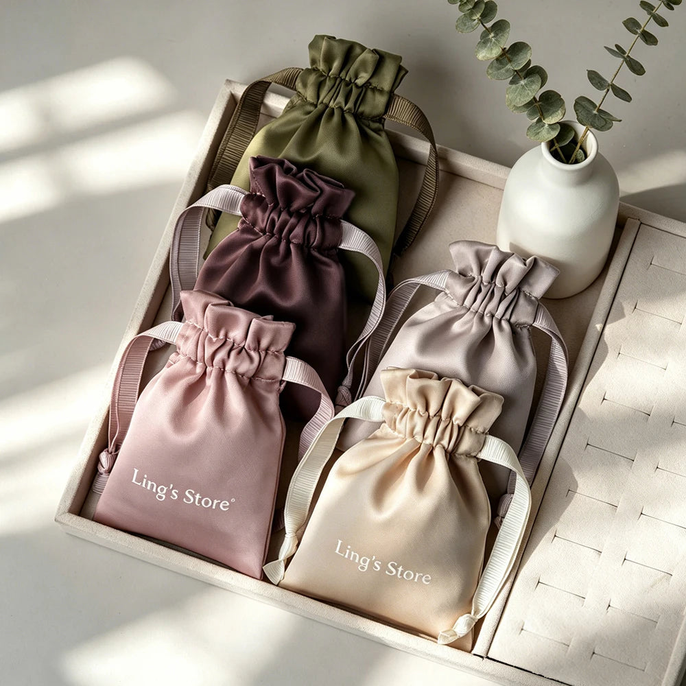 100Pcs Personalized Logo Jewelry Packaging Silk Satin Drawstring Bag Wedding Favors Candy Gift Pouch Ring Bracelet Cosmetic Sack