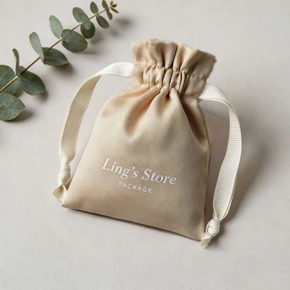 100Pcs Personalized Logo Jewelry Packaging Silk Satin Drawstring Bag Wedding Favors Candy Gift Pouch Ring Bracelet Cosmetic Sack