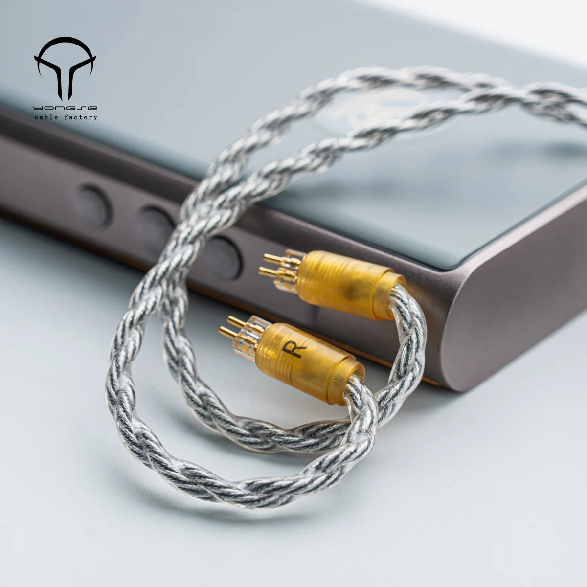 Yongse Obsidian Cable Silver-plated Single Crystal Copper Earphones Upgrade Cable Switchable Plug: 3.5mm +4.4mm