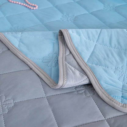 Grade A Cooling Summer Blanket for Bed Soft Breathable King Summer Quilt Queen Air Condition Comforter Lightweight Cool Duvet
