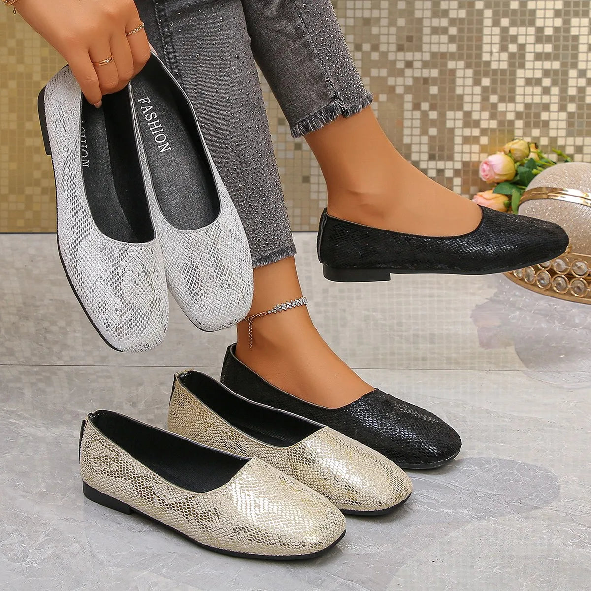 Spring and Autumn Elegant Round Toe Sexy Low Heel Casual Shoes Fashionable Best Selling New Comfortable Plus Size Women's Shoes
