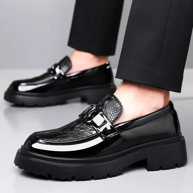 New Platform Shoes Loafers Shoes Men Thick-soled Wedding Shoes Black Formal Business Shoes Slip-on Leather Increase Casual Shoes