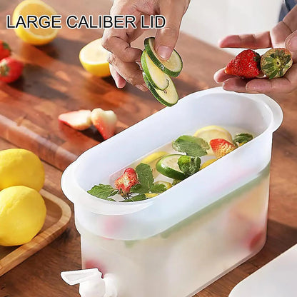 2.8L Cold Water Jug Large Capacity Cold Kettle With Faucet Beverage Dispenser Refrigerator Water Container For Summer Party