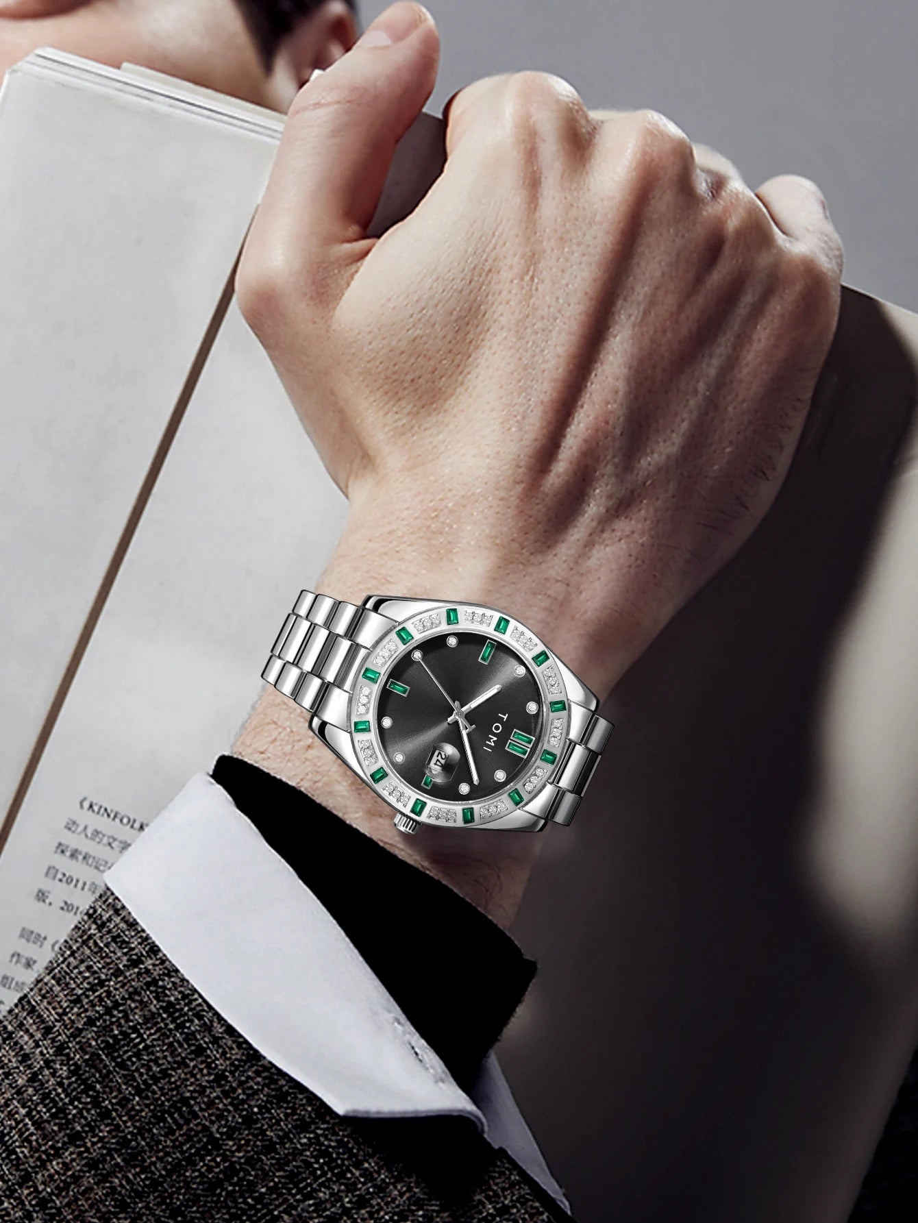 TOMI 4PCS Luxury Business Men's Watch Gift Box Set Luxury Diamond Case Calendar Stainless Steel Strap Quartz Watch Men's Clock
