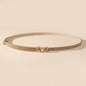 A small waist belt with a butterfly buckle, suitable for dresses, shirts and jeans. It's a new summer style that cinches the wai