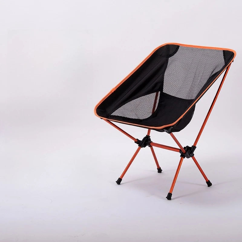 Compact and portable outdoor beach chairs / Foldable camping chairs, outdoor fishing chairs, family camping chairs, small-sized