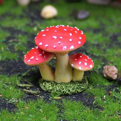 2Pcs Creative Garden Decor Artificial Gift Simulation Mushroom Statue Resin Home Decoration