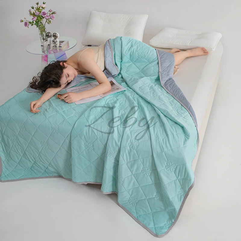 Grade A Cooling Summer Blanket for Bed Soft Breathable King Summer Quilt Queen Air Condition Comforter Lightweight Cool Duvet