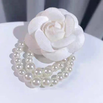 Multicolor Camellia Brooch Women Retro White Black Red Pink Wool Scarf Buckle Girls Pearl Brooches Elegant Jewelry Accessories