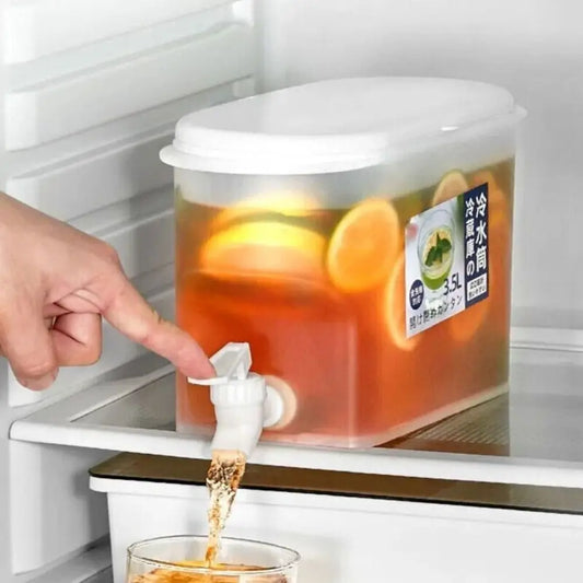 Convenient Plastic Cold Water Jug 3.5L Cold Water Container Fruit Teapot With Tap Drink Dispenser Refrigerator