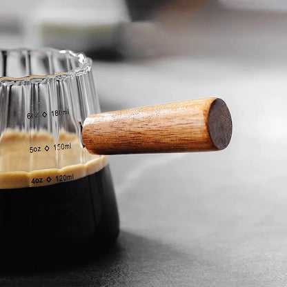 180ML Wood Handle Glass Espresso Measuring Cup Coffee Extraction Cup with scale High Temperature Resistance Milk Jug Measure Mug