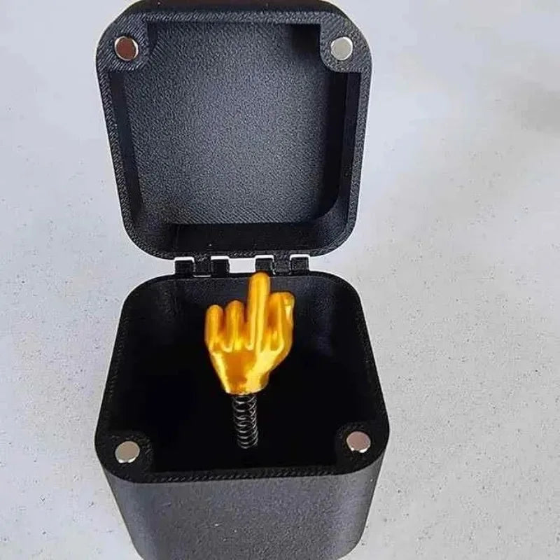1/2Pcs Out of the box pop-up Middle Finger Gift Box Creative Desk Home Decor Gifts Middle Finger Novelty Christmas Prank Gift