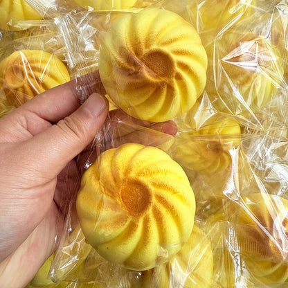 Simulation Croissant Bread Toast Squishy Fidget Slow Rebound Super Soft Cake Squeezing Office Stress Relief Relax Ornament