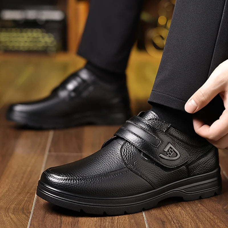 Business Casual Retro-Style Men's Slip-On Shoes, Featuring a Velcro Closure Design, Comfortable Soft Sole, and Non-Slip