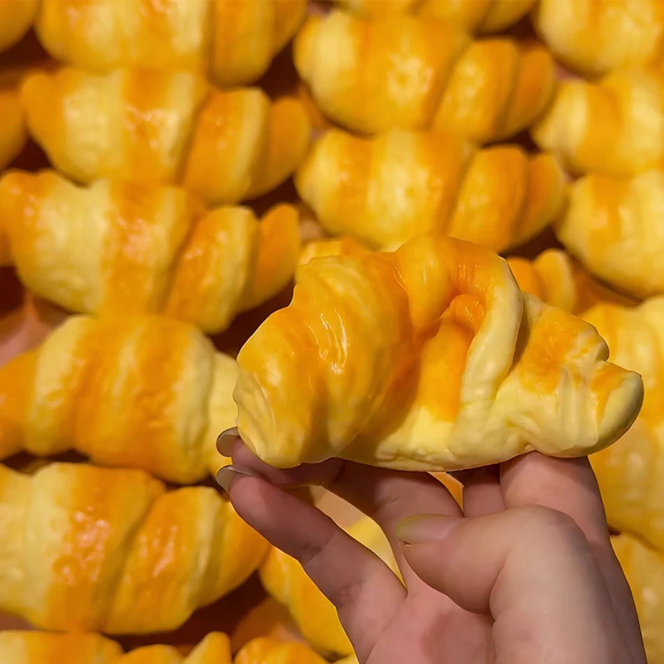 Croissant Squishy Toy Squeeze Toy Slow Rebound Stress Relief Soft Squeeze Anti-Anxiety Toy For Students Office Workers