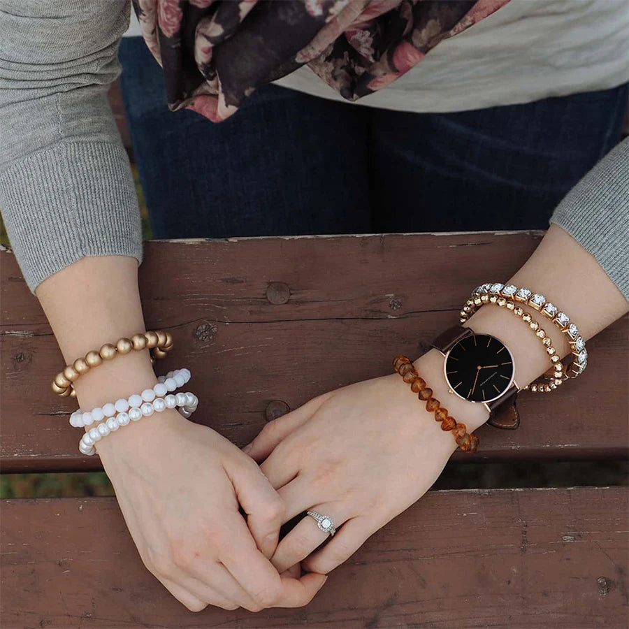 Hannah Martin Hot New Ms Fashion Simple Quartz Movement Watch High Quality Leather Strap Waterproof Lady Watch Relogio Feminino