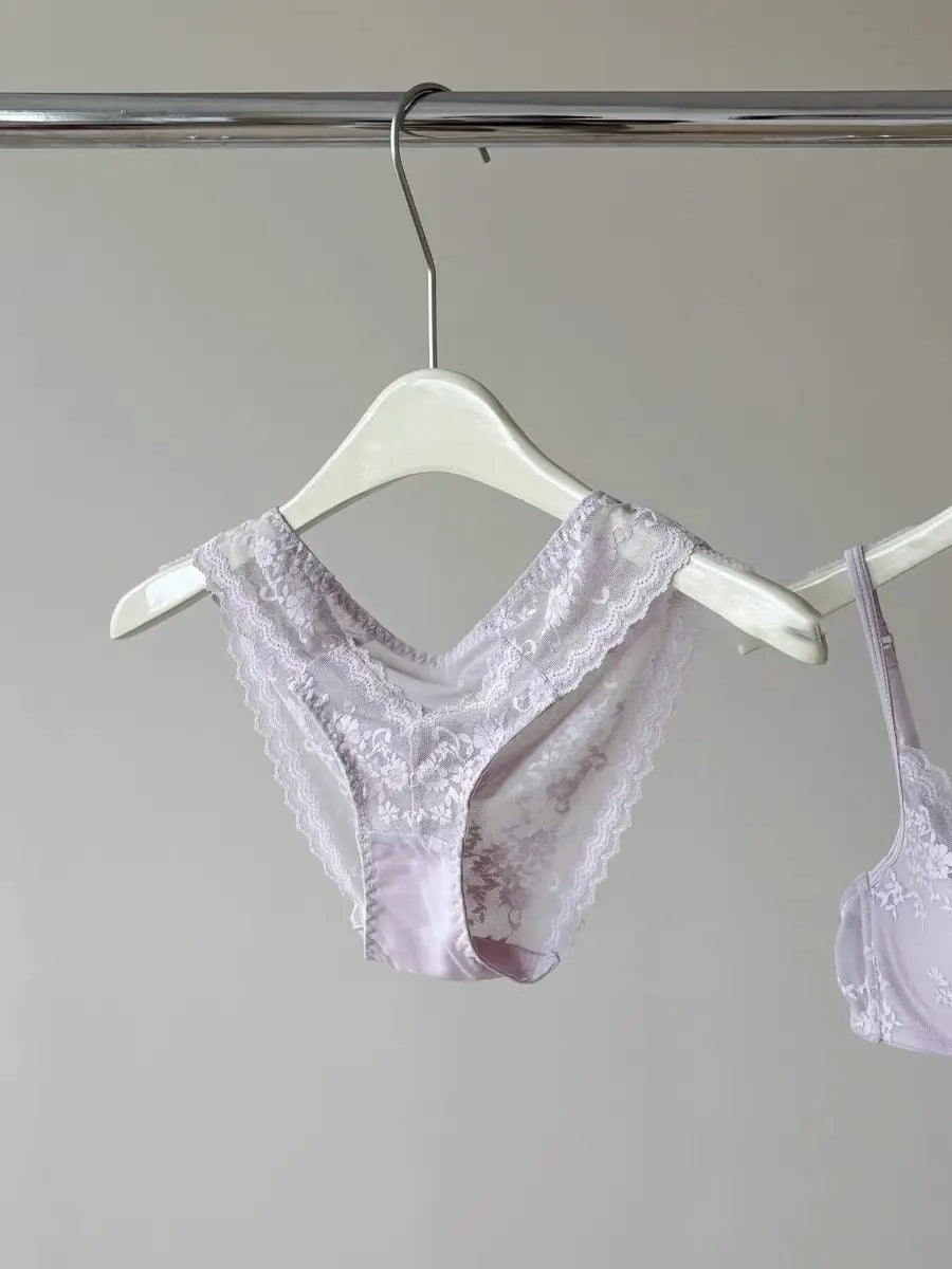 Ultra Comfort French Lace Bra, Demi Cup Underwire Lightweight for Large Bust, Anti Sagging Support Summer Sexy BANERDANNI Sexy B