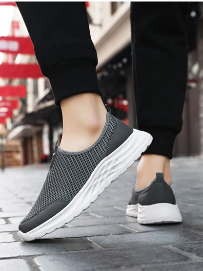 Men's Summer New Mesh Breathable Anti-Odor Slip-On Casual Shoes Lightweight Comfort Dad Walking Flats Soft Sole Outdoor Loafers