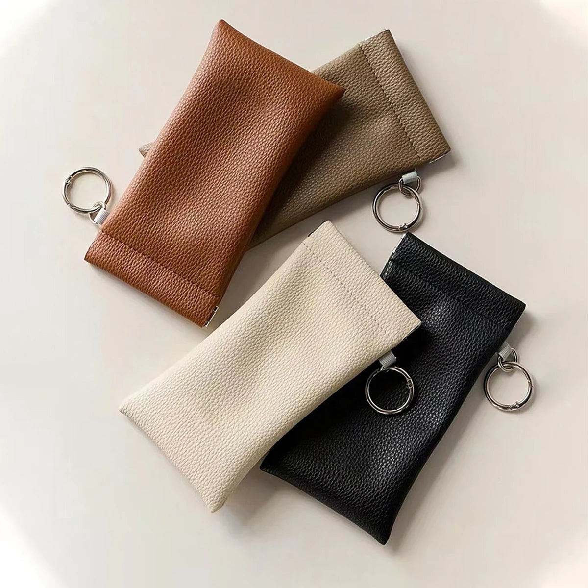 1pc PU Leather Sunglasses Pouch with Keyring Portable Soft Scratch-Resistant Eyeglass Case for Women Men Daily Office & Travel