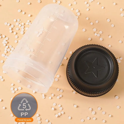 Microwave Safe Plastic Shaker Bottle with Scale 560ML Tumbler Leakproof Coffee Mixing Bottle Smoothies