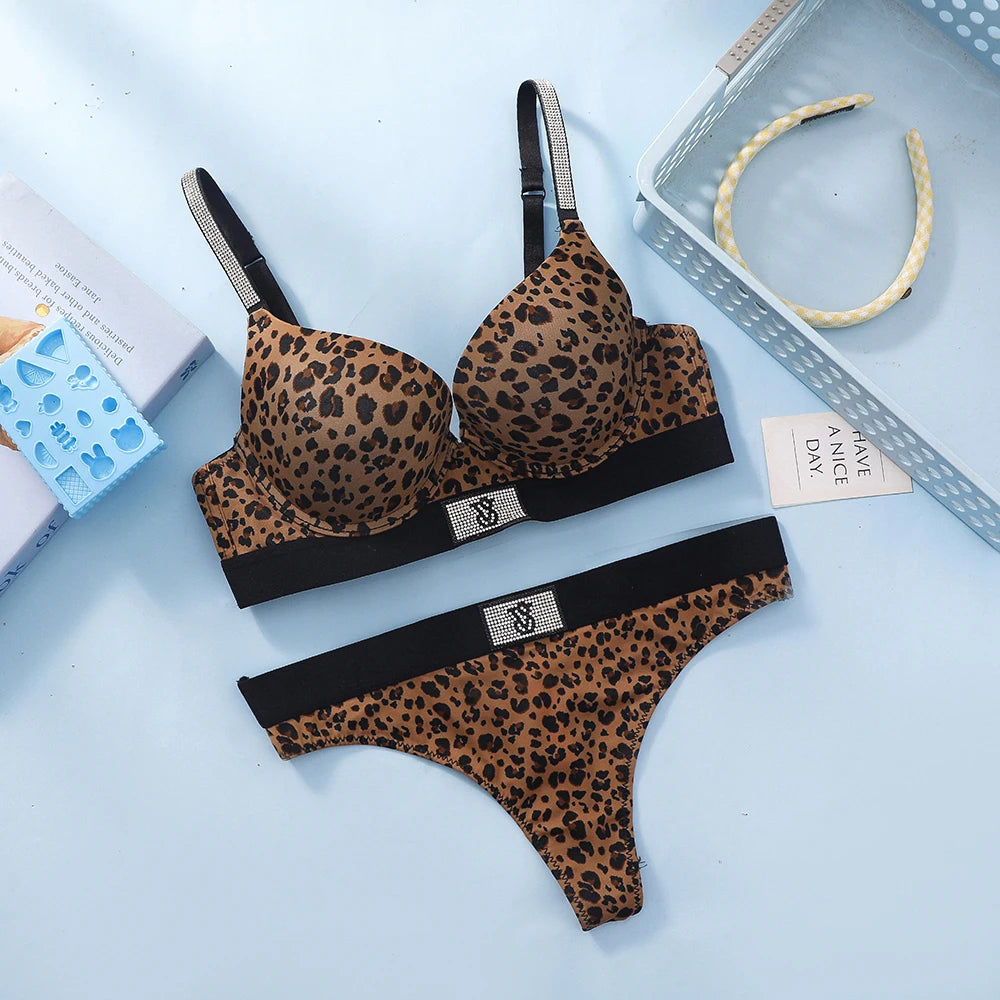 Victoria s Secret Women Bra And Panties Set Lace Push Up Wireless Lingerie Comfortable Breathable Underwear Set