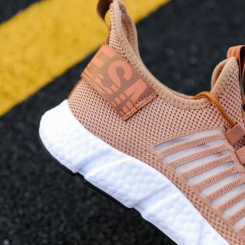 Summer Men Sneakers Lightweight Breathable Mesh Outdoor Casual Shoes Fashionable Tennis Training Shoes Men's Free Shipping