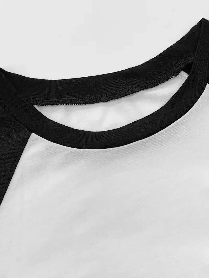 Kawaii T Shirt  Retro Black Cat Letter Print Crew Neck T-Shirt Casual Short Sleeve Top for Spring Summer Women's Clothing