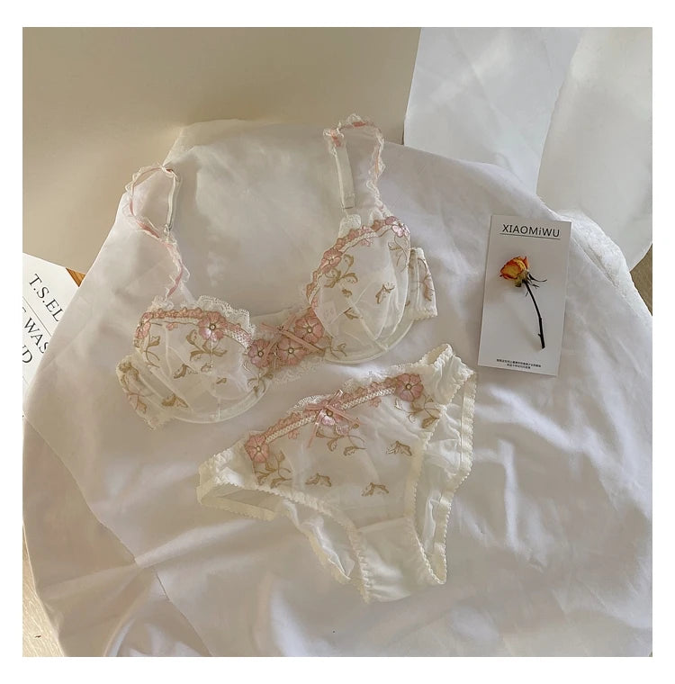 MOYISU Luxury French Pure Desire White Lace Thin Sexy Gauze Underwear Set Embroidery Girl Push-up Bra Big Size Big Breasts Small