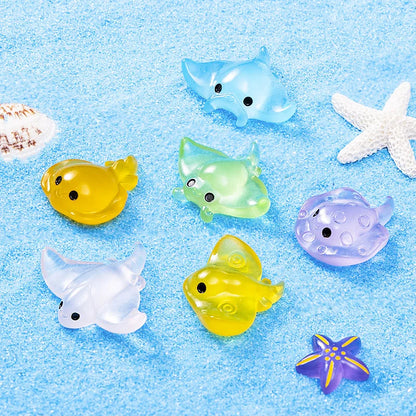 30pcs Cartoon Manta Ray Luminous Ocean Animal Ornament Resin Craft Cute Ocean Animal Miniature Figurines DIY Mini Animals Statue