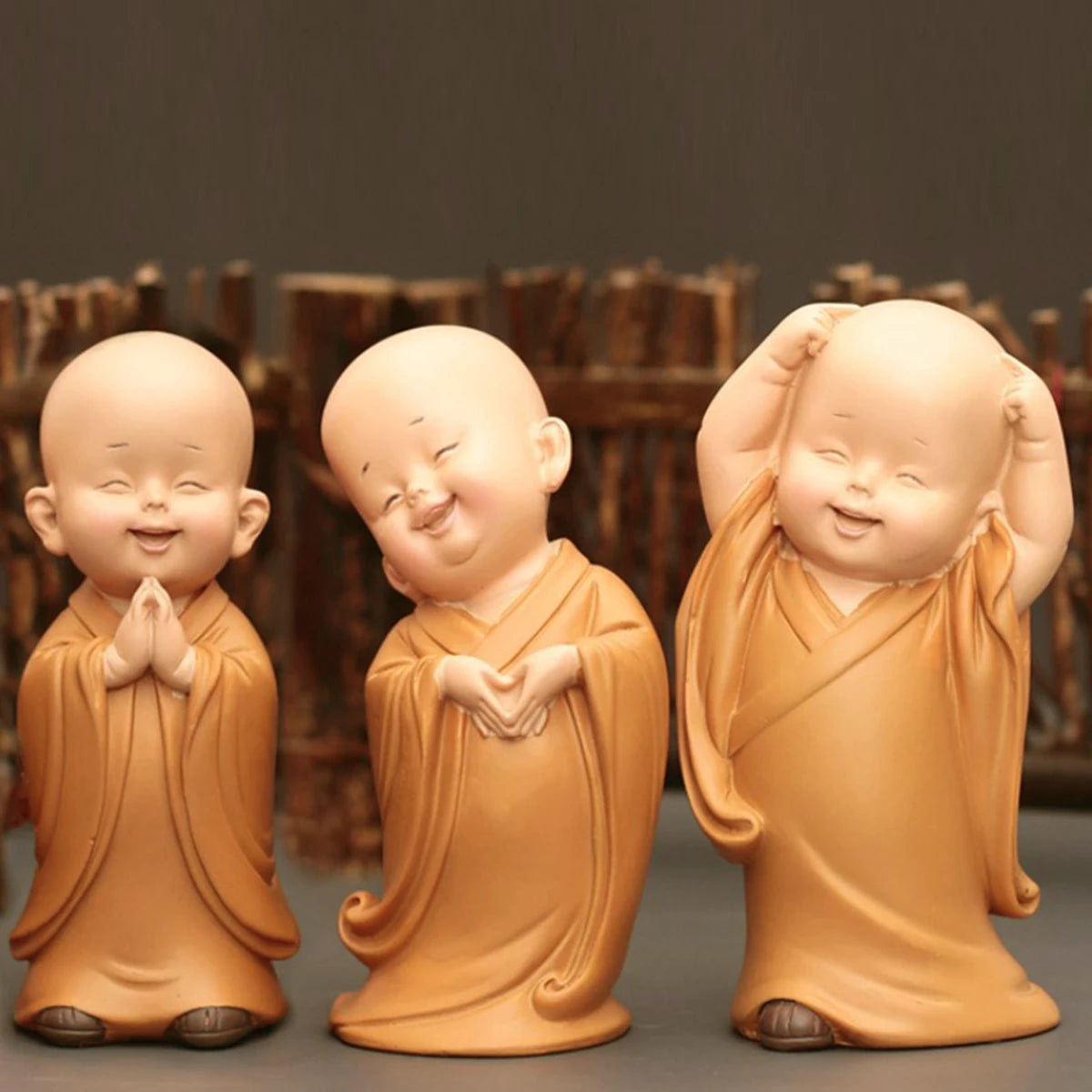 Mini Little Monk Statue Resin Monk Figurine Cute Buddha Monk Statue Decoration Home Living Room Desktop Ornament Children's Gift
