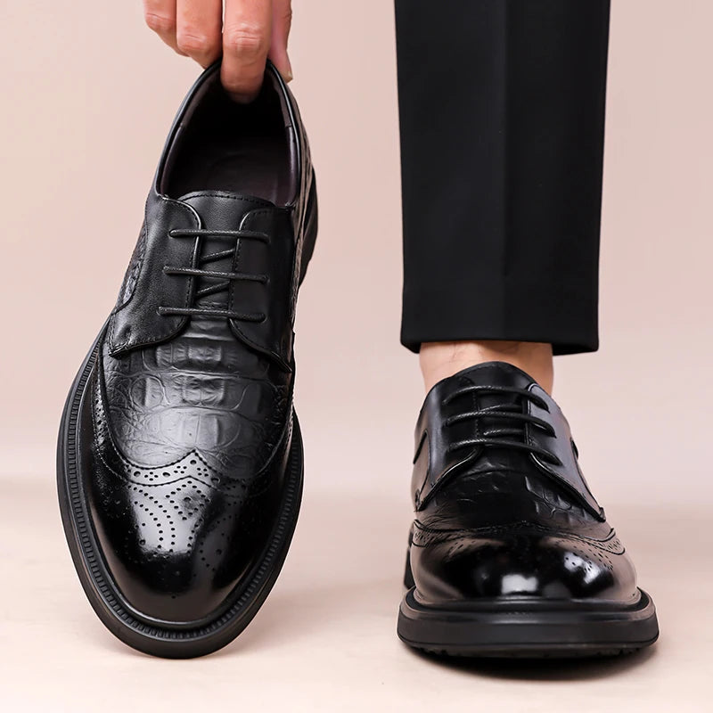 Summer New Leather Shoes Men's Business Hollow Holes Soft Bottom Men's Sandals Formal Wear Breathable Office Dress Shoes for Men