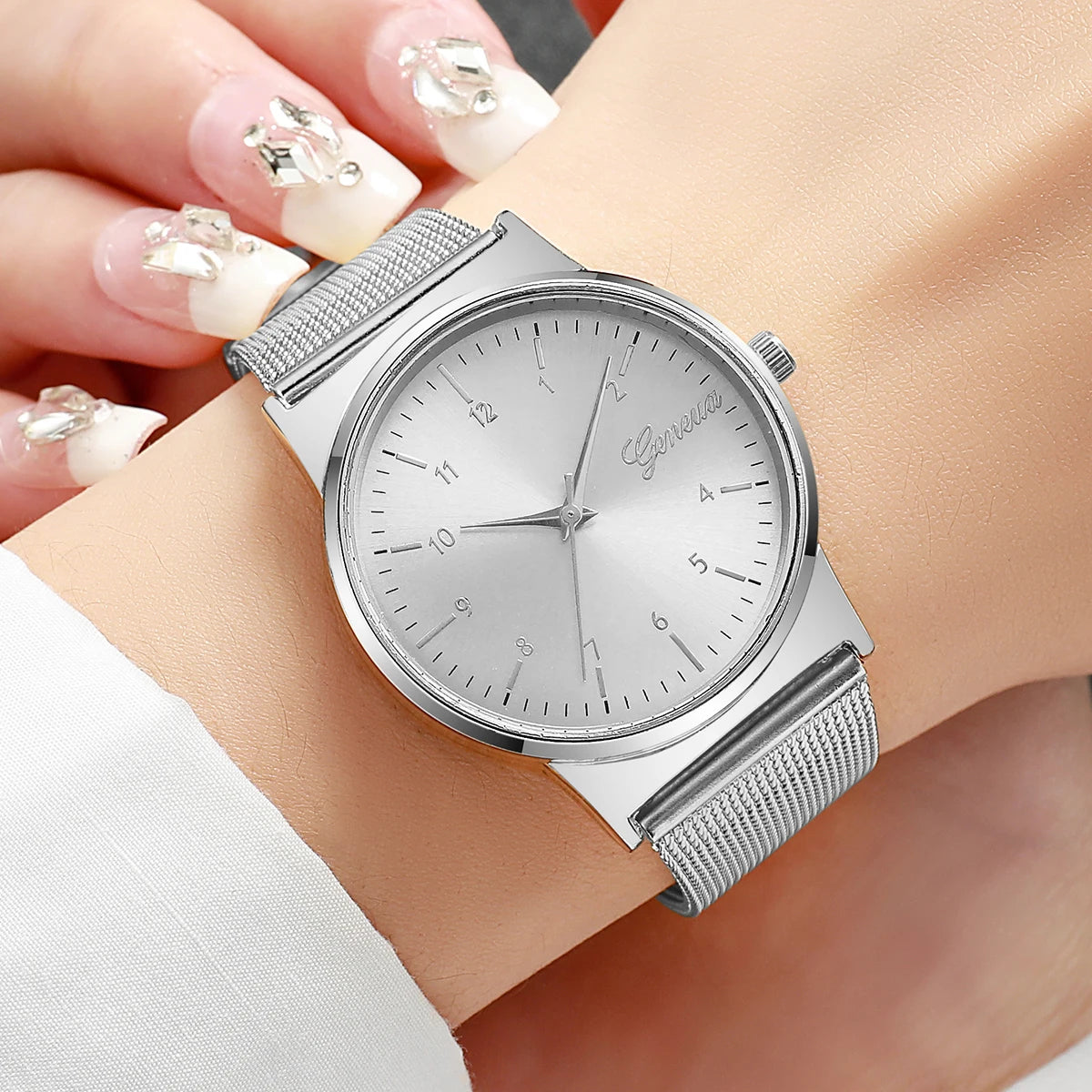 Fashion Women Mesh Strap Quartz Wristwatch Casual Arabic Dial Watch For Ladies Clock Relogio Feminino(Without Box)