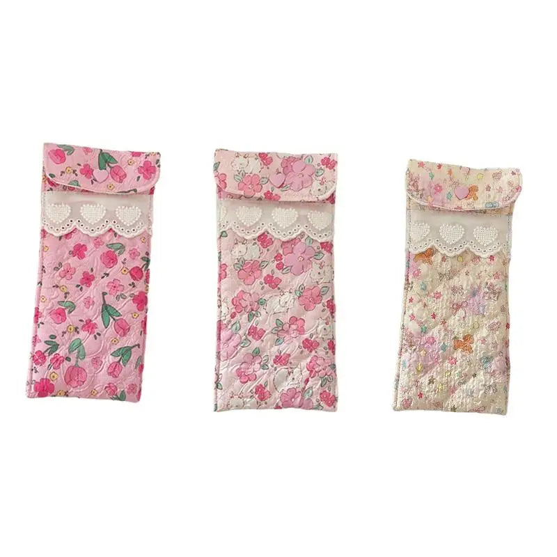Stylish Quilted Glasses Holder Cute Kawaii Pouch Soft and Fun for Sunglasses and Eyeglasses