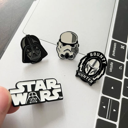 4pcs/Set Star Wars Robot Cartoon Enamel Pins Set Darth Vader Stormtrooper Brooches Movie Fan Badges Cool Party Gift for Clothing