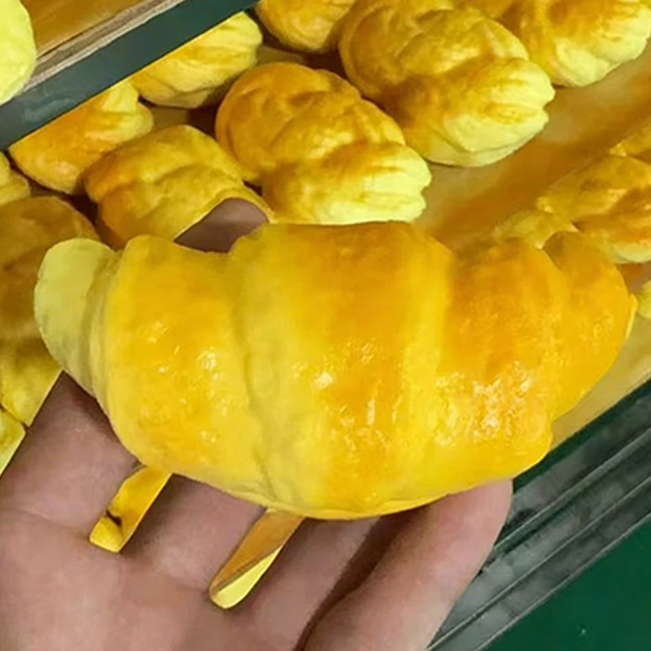 Croissant Squishy Toy Squeeze Toy Slow Rebound Stress Relief Soft Squeeze Anti-Anxiety Toy For Students Office Workers