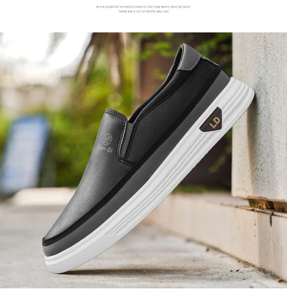 Men's Loafers for Spring, Large Size, Round-Toe Men's Moccasins, Slip-On Casual Shoes, Simple and Lightweight