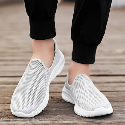 Outdoor Mesh Men Loafers Summer Man Casual Shoes Platform Walking Sneakers Comfortable Breathable Running Jogging Sport Shoes