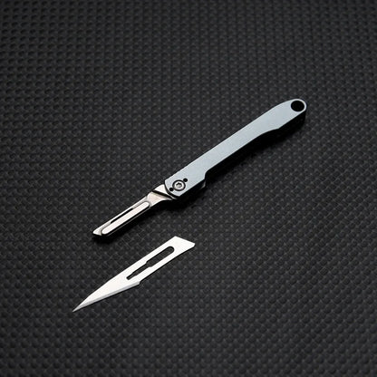 Mini Sharp Folding Art Knife with Replaceable Blade, Portable Unboxing Knife, Paper Cutting Knife, Outdoor Portable Keychain
