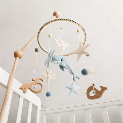 Baby Soft Felt Cartoon Wool Ball Seashell Rattles Hanging Bed Bell Newborn Mobile Crib Wooden Bracket Montessori Education Toys