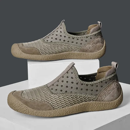 Summer Mesh Shoes Men Sneakers Plus Size Lightweight Breathable Walking Footwear New Slip-On Comfortable Casual Men's Shoes