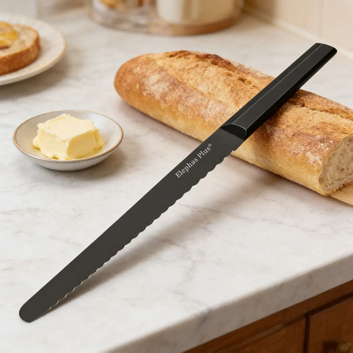 Non-Tear Serrated Bread Knife, Stainless Steel Long Cutter for Crumb-Free Slicing Bread Toast & Sandwich, Professional Baking To