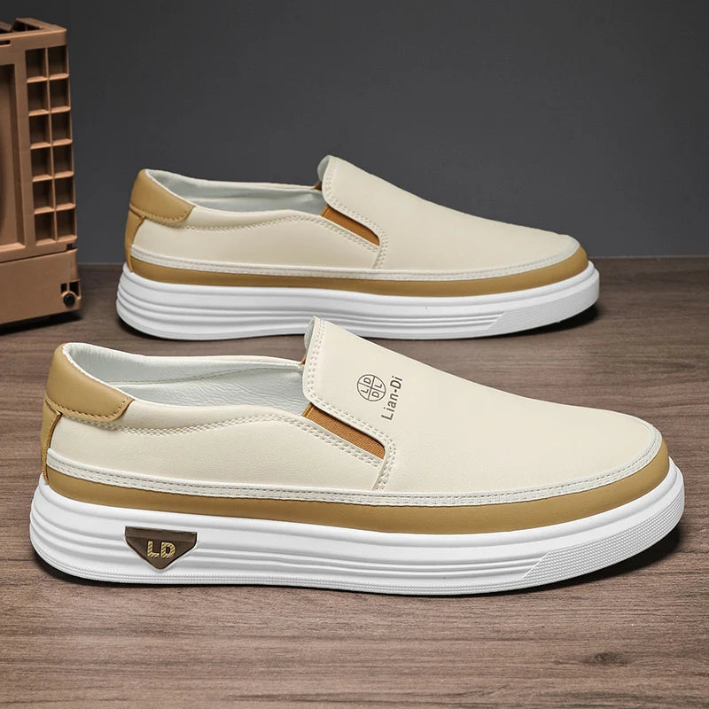 Men's Loafers for Spring, Large Size, Round-Toe Men's Moccasins, Slip-On Casual Shoes, Simple and Lightweight