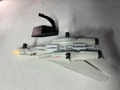 F14 Aircraft Model Plane Toy ABS Fighter Toys su35 J35 Stealth Fighter Model F35 Souvenir Collection Educational Toys