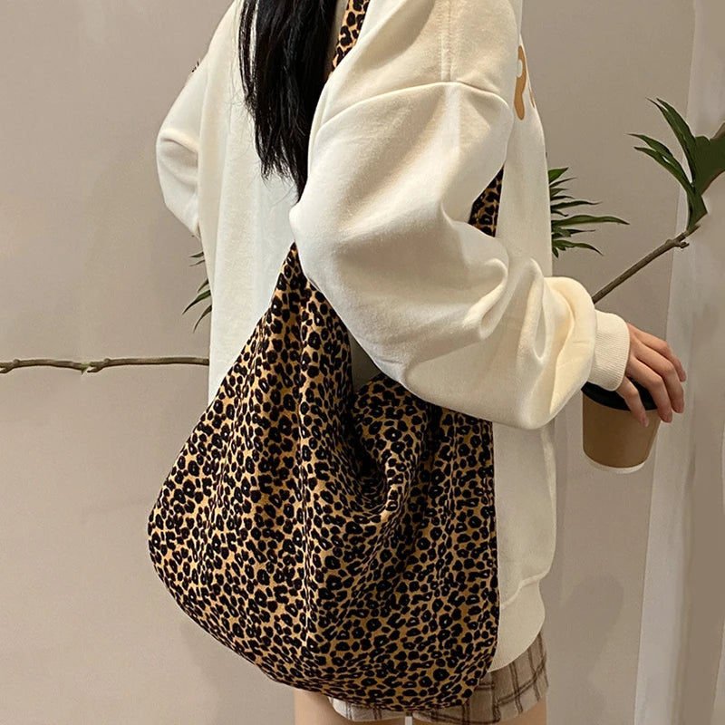 Female Leopard Print Messenger Bag Modern Shoulder Canvas Bag Student Diagonal Large Capacity Straddle Bag
