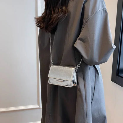 This Year's Popular Super Popular Small Bag 2024 Summer Popular Versatile Chain Messenger Bag Fashion Mini Square Sling Bag