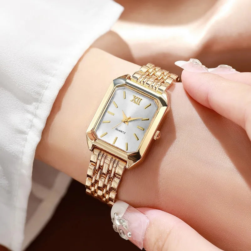 5PCS/Set Elegant Rectangle Women Watches Fashion Roma Dial Ladies Quartz Wristwatch Rhinestone Jewelry Set（Without Box）