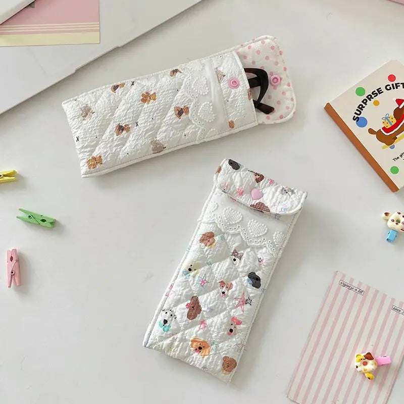 Stylish Quilted Glasses Holder Cute Kawaii Pouch Soft and Fun for Sunglasses and Eyeglasses